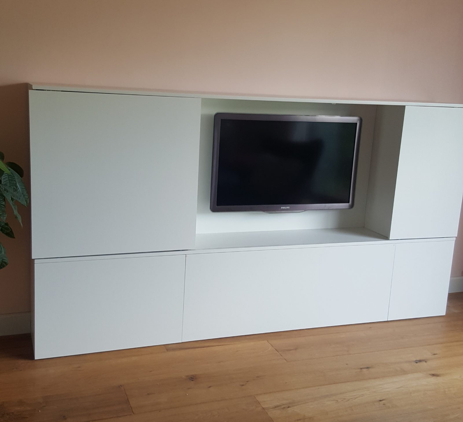 tv-kast rbhoutwerk tv-kast